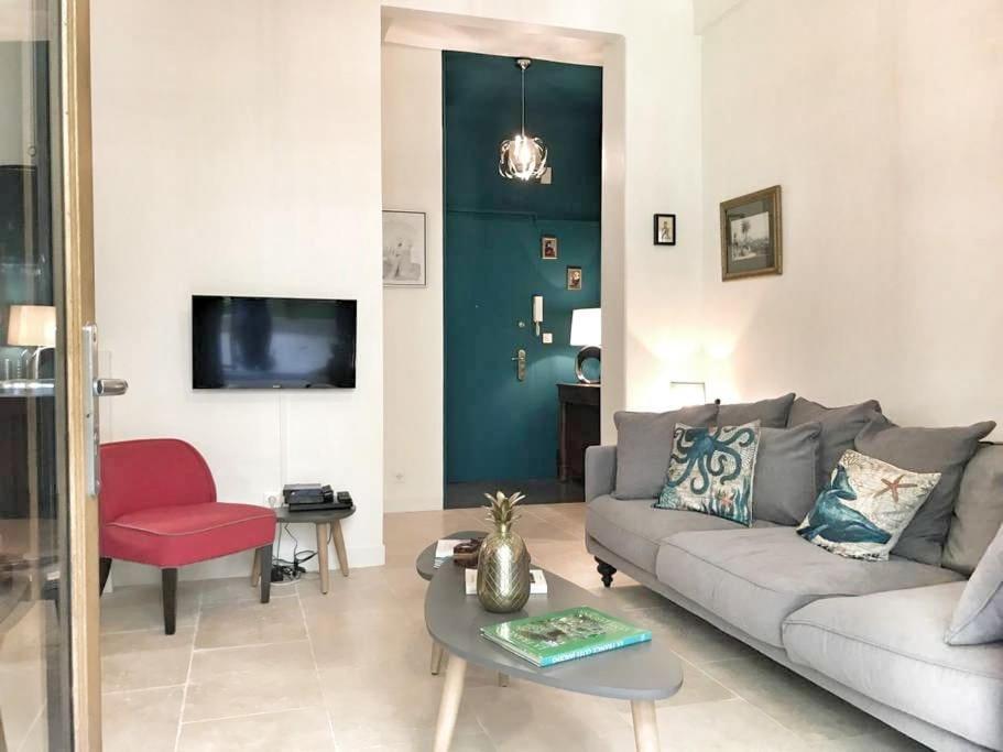 Homelivia, Luxueux Appartement Avec Jardin Prive Nizza Esterno foto